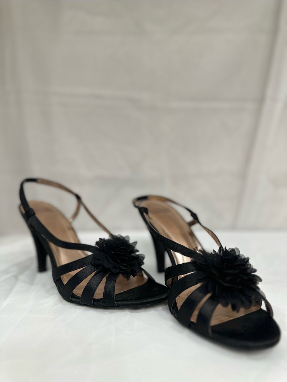 Black Floral Dress Sandal Heels for Women 8.5W
